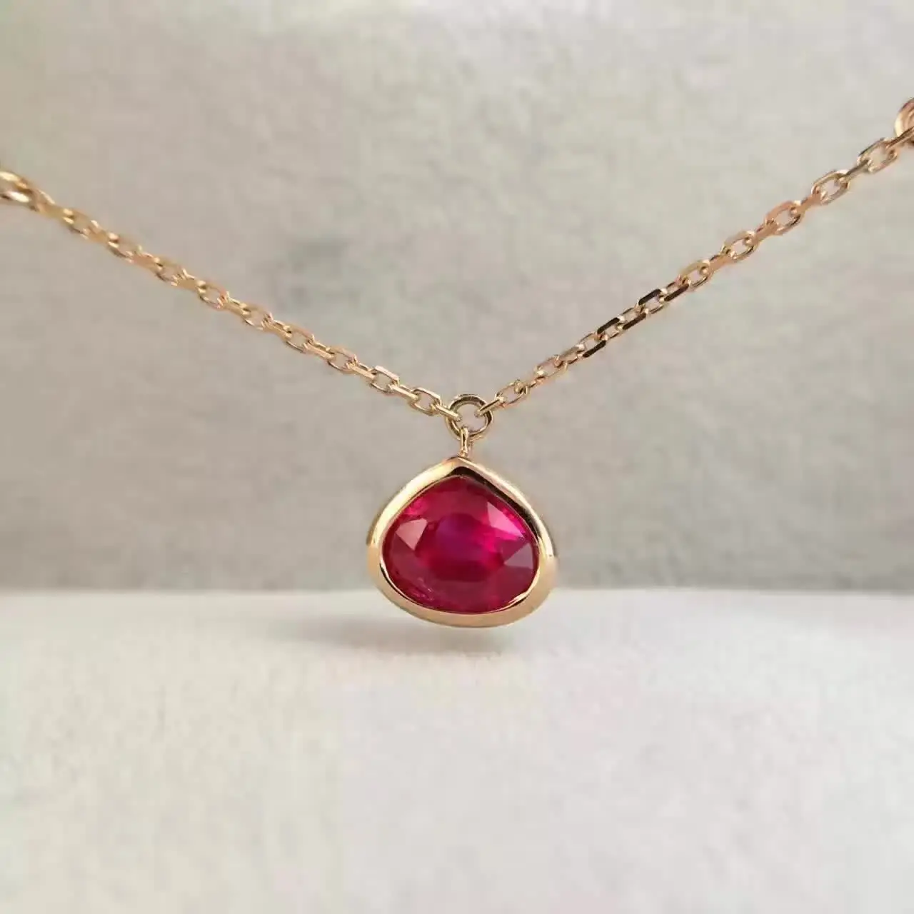 0 966ct 0 030ct 18K Gold Natural Ruby and Pendant font b Necklace b font font