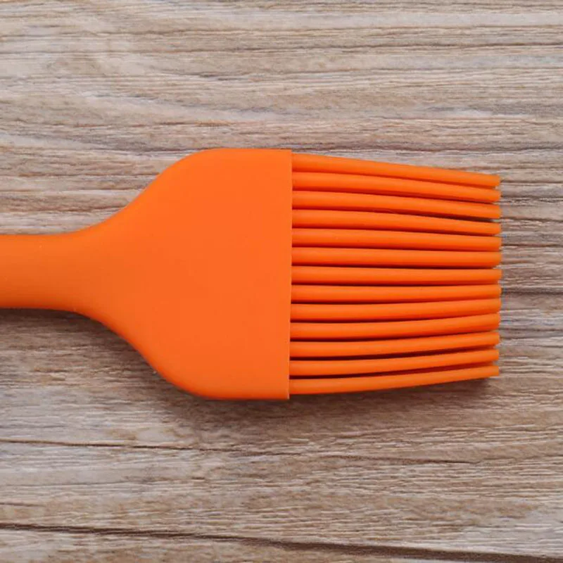 Heat-Food-Cooking-Brush-Kitchen-Silicone-Backing-Tool-Food-Silicone-Basting-Brushes-with-A-Hot-Hot (2)