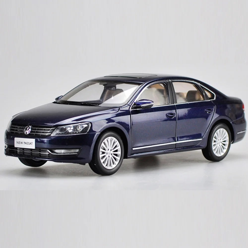 Литые под давлением колеса из 1:18 сплава Новинка PASSAT 2011 модель автомобиля Детские игрушечные машинки оригинальные авторизованные подлинные детские игрушки - Цвет: B