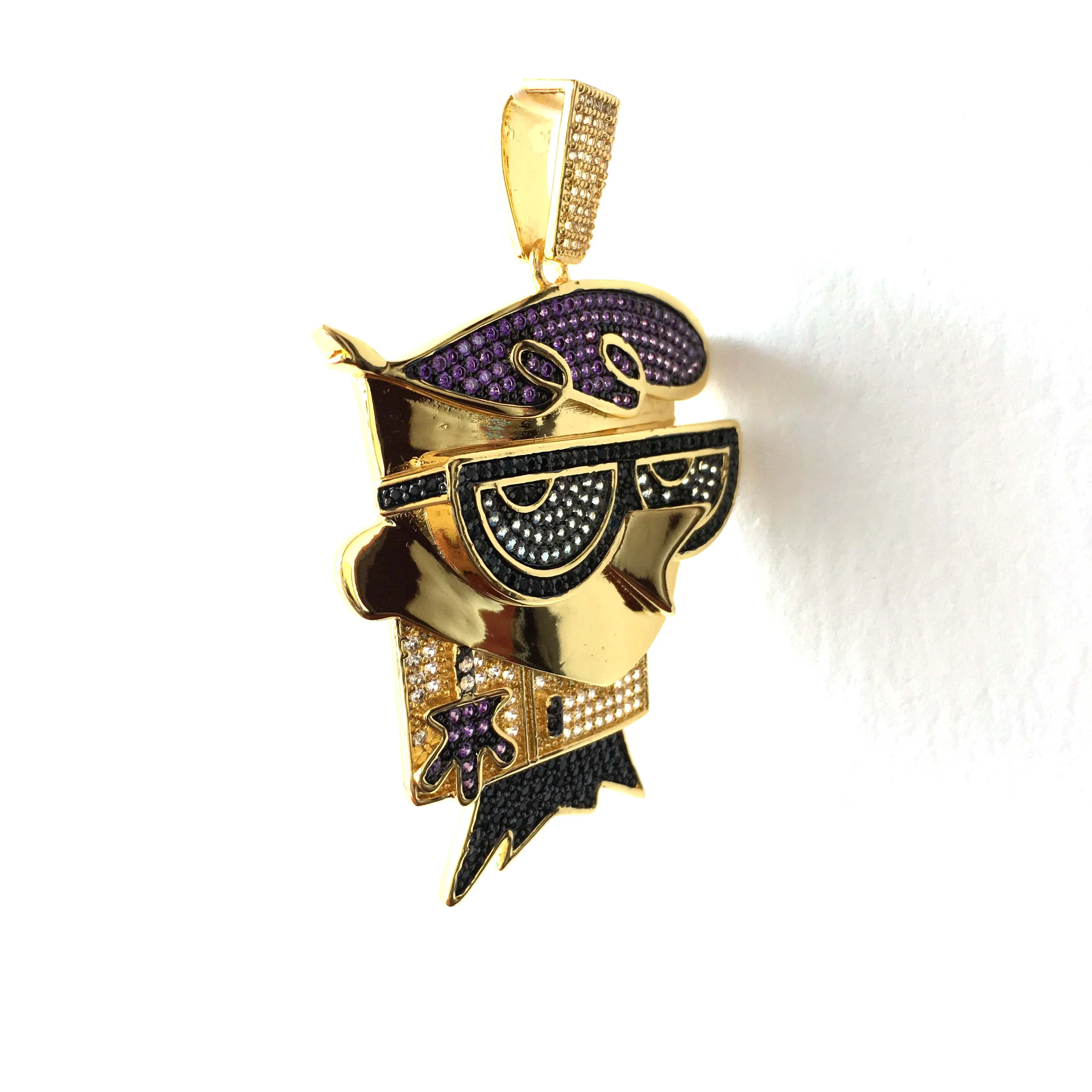 

Wholesale jewelry Gold plating iced out cartoon pendant