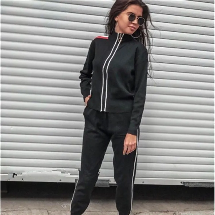 

Fall 2018 Sports Suit Women's Knitted Open-cardigan Two-piece Top and Pants Satin Stripe Stitching Zipper Sexy Sportsweater Suit