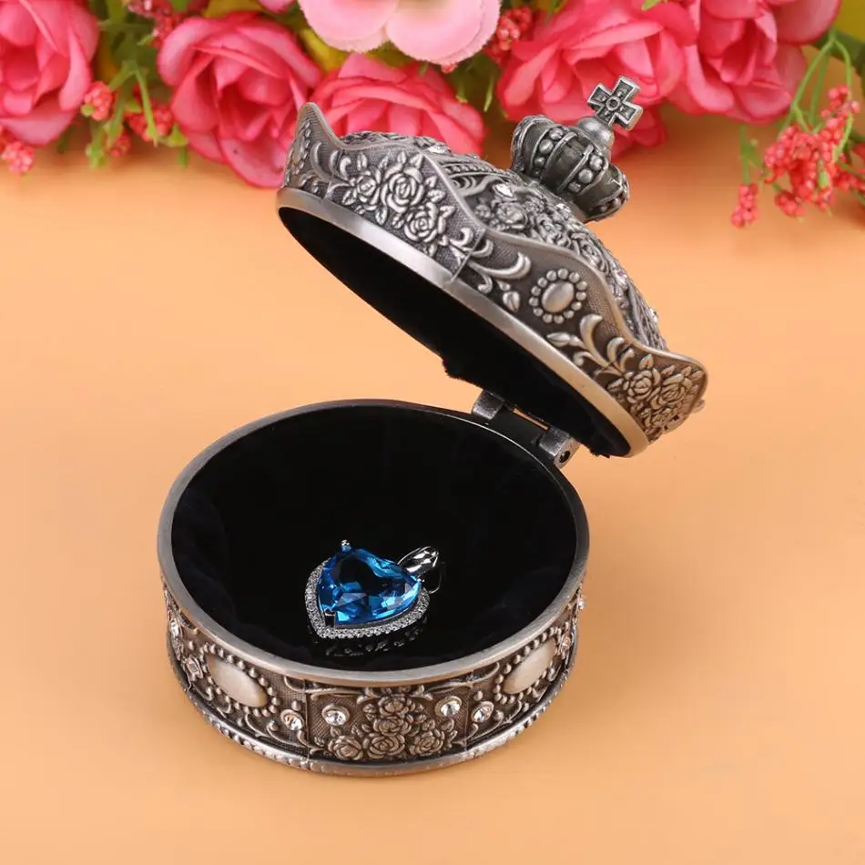

Jewelry Earrings Rings Gift Box Crown Shaped Rose Flower Carved Zinc Alloy Jewelry Case Jewellery Storage Small Gadget Gift Box