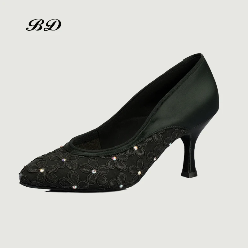 DANCE SHOES 1