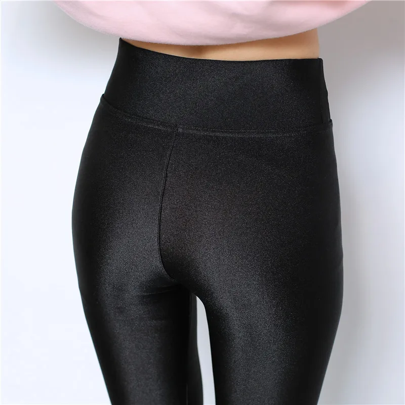 3308213651_1629846007