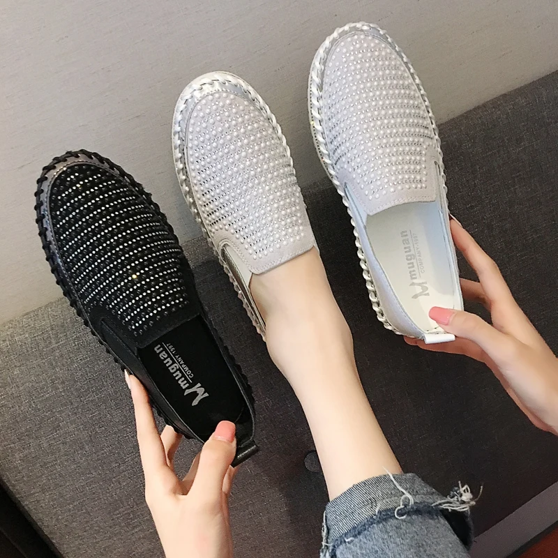 

Women's shoes white shoes 2019 summer new fashion shoes red pearl thick bottom loafers