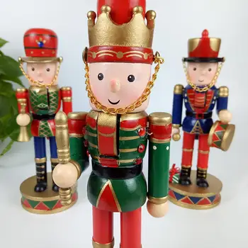 

20cm Nutcracker Puppet Soldier Shape Classic Hand Painting Puppet Home Office Mall Window Decor Christmas Gift Kids Toy