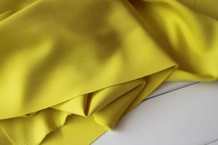 Плотная эластичная ткань из спандекса, желтая трикотажная ткань, эластичная ткань из Джерси, юбка, продается во дворе