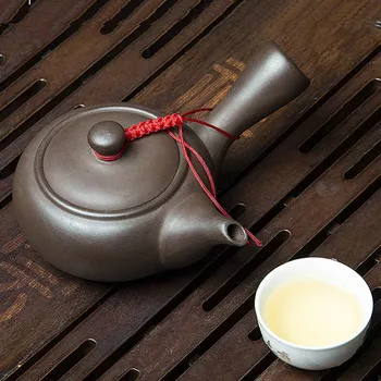 

Mini Yixing Handmade Chinese Tea Set Pot Chinese Kung Fu Tea Pot Kettle Teapot Zisha Ceramic Pottery China Tea Set Pitcher