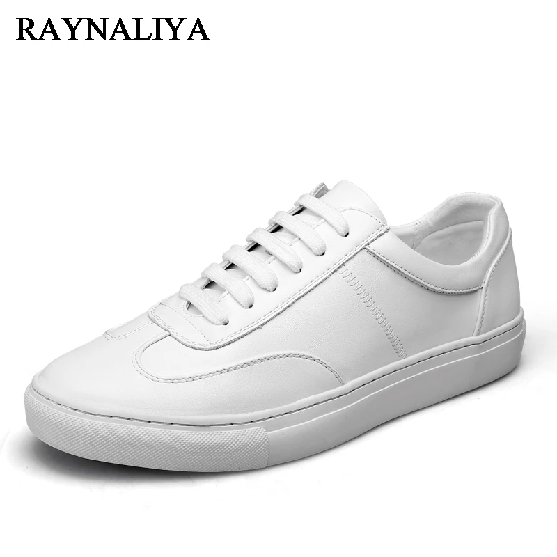 

Vintage Casual Shoes Men 2018 New Split Leather Lace Up Students Footwear Comfort Streetwear White Black Sneakers LMX-A0012