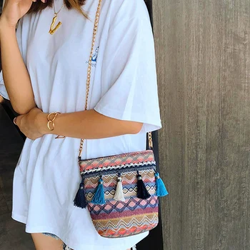 

FGGS-Vintage Women Weaving Tassel Shoulder Bag Messenger Bag Crossbody Bags Girls Cute Handle Straw Bags