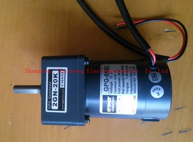 Двигатель постоянного тока с редуктором 12 V/20 W 1800./мин. 20: выход: 90 1/мин .. Gearhead DC