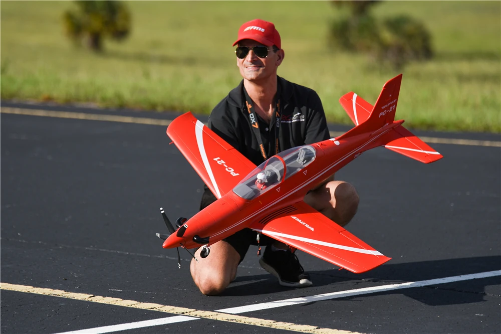 FMS 1100MM 1.1M PC-21 PC21 Pilatus RC Airplane European Trainer PNP with Retracts 6CH 4S EPO Scale Model Plane Aircraft Avion FMS 1100MM 1.1M PC-21 PC21 Pilatus RC Airplane European Trainer PNP with Retracts 6CH 4S EPO Scale Model Plane Aircraft Avion