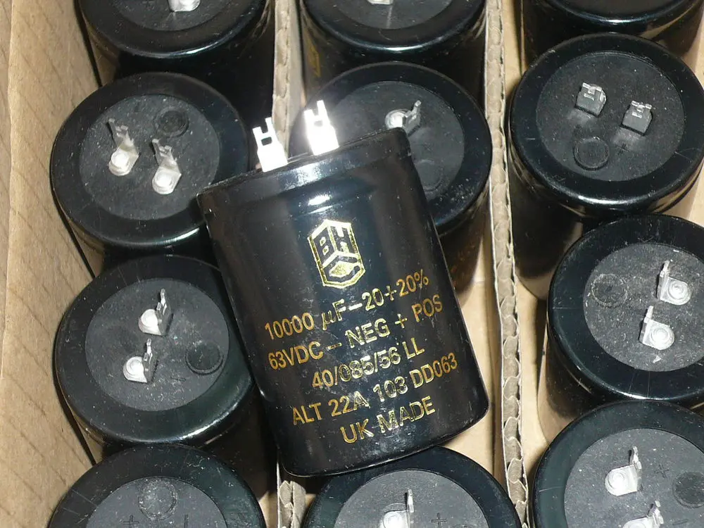 

[SA]New original English BHC 22A Department of 63V 10000UF false doubled ten dimensions 40 * 55 sale price--3pcs/lot
