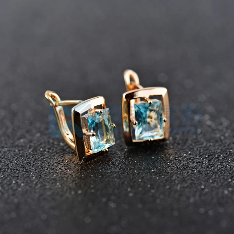 И розничная! Золотой цвет синий кристалл CZ Модные украшения Серьги-гвоздики сережки E095