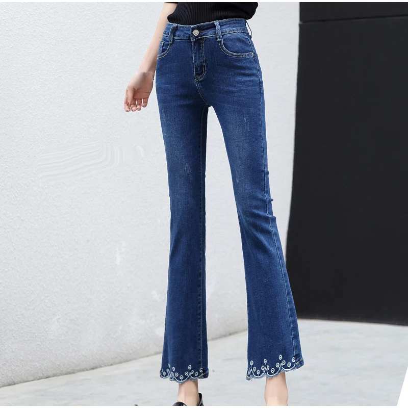 Plus Size Floral Embroidery Ankle Length Flare Jeans 3XL 5XL 7XL Spring Summer Blue Stretch Capris Bell Bottom Mom Jeans Plus Size Floral Embroidery Ankle Length Flare Jeans 3XL 5XL 7XL Spring Summer Blue Stretch Capris Bell Bottom Mom Jeans