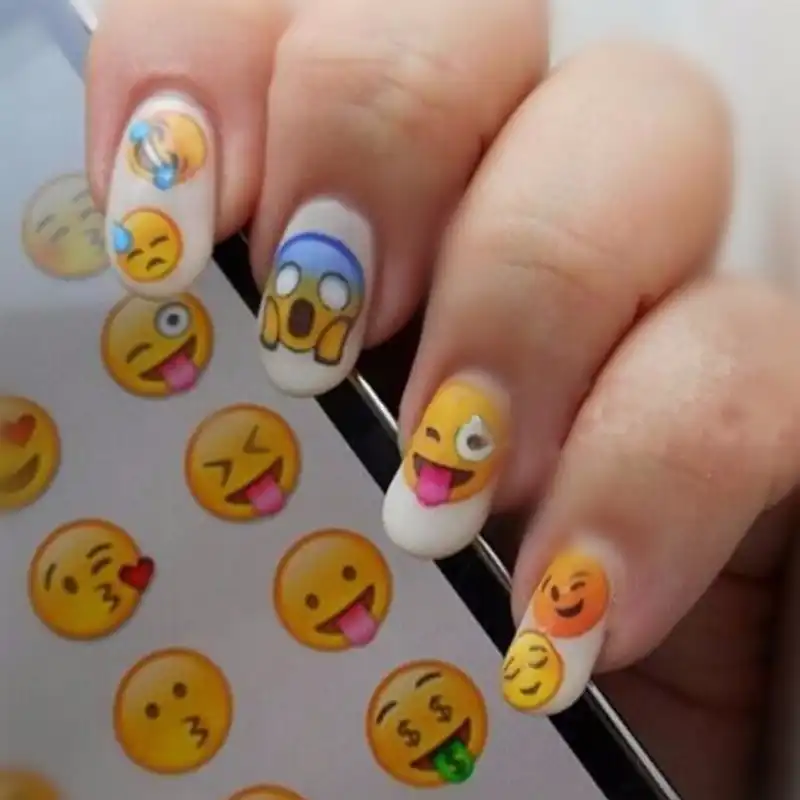 Download 4600 Koleksi Gambar Emoji Nail Art Terbaru 