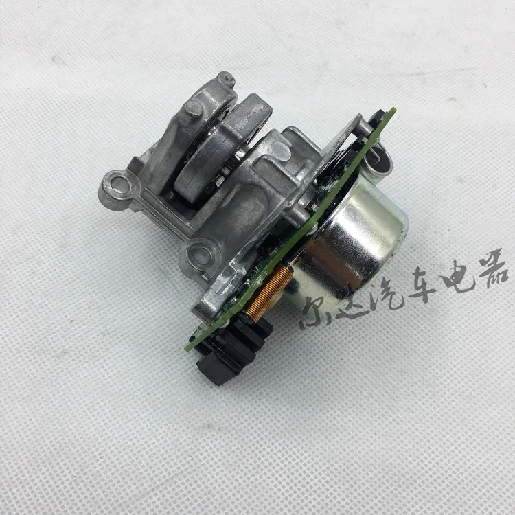 612640130574 Urea Pump Motor SCR Urea Post-Processing Motor 24V 612640130088 for Bosch 2.2 6.5 Weichai JIEFANG J6