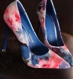

2018 new fine with floral pointed single shoes high heels