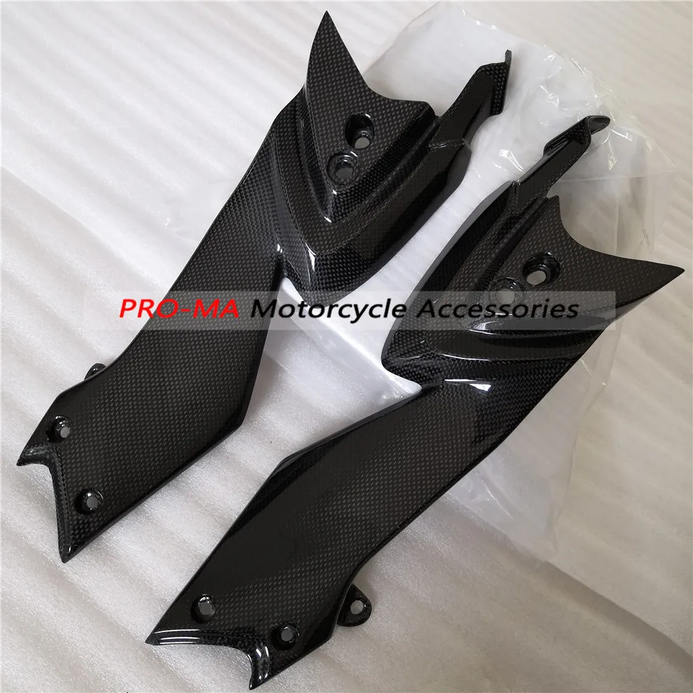 

Motorcycle Fairing Side Panels in Carbon Fiber For MV Agusta Rivale 800 2014-2018 Plain