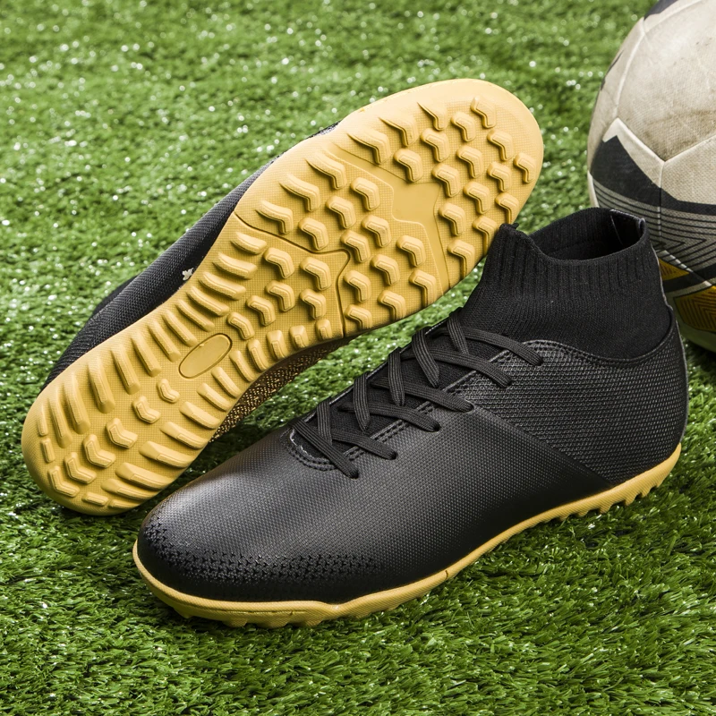 

Thestron Man Football Sneakers Lightweight Trainers Shoes Spring Autumn Indoor Shoes Football Black Wine Red Soccer Boots Male