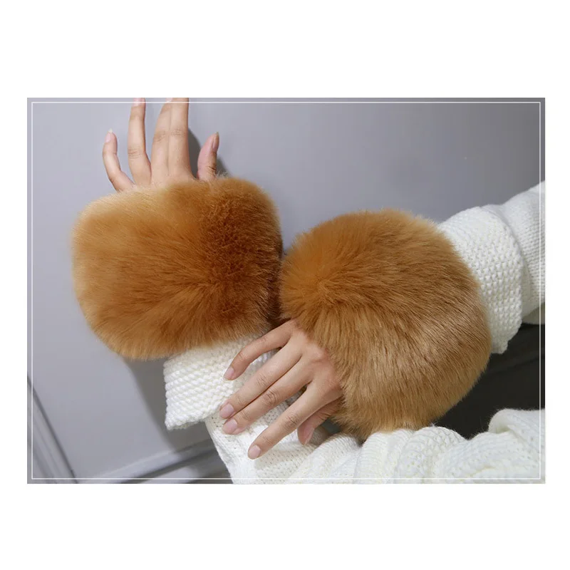 

New Women Winter Warm Wrist Thick Arms Rabbit Faux Fur Bracelet Cuff Wristband Oversleeve cuff hand ring Female Arm Warmers DW21