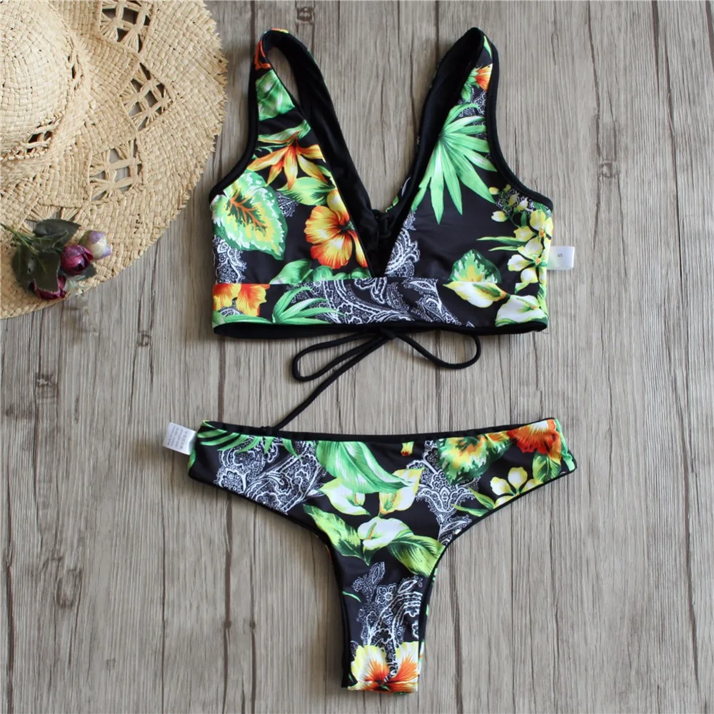 1 bikini set