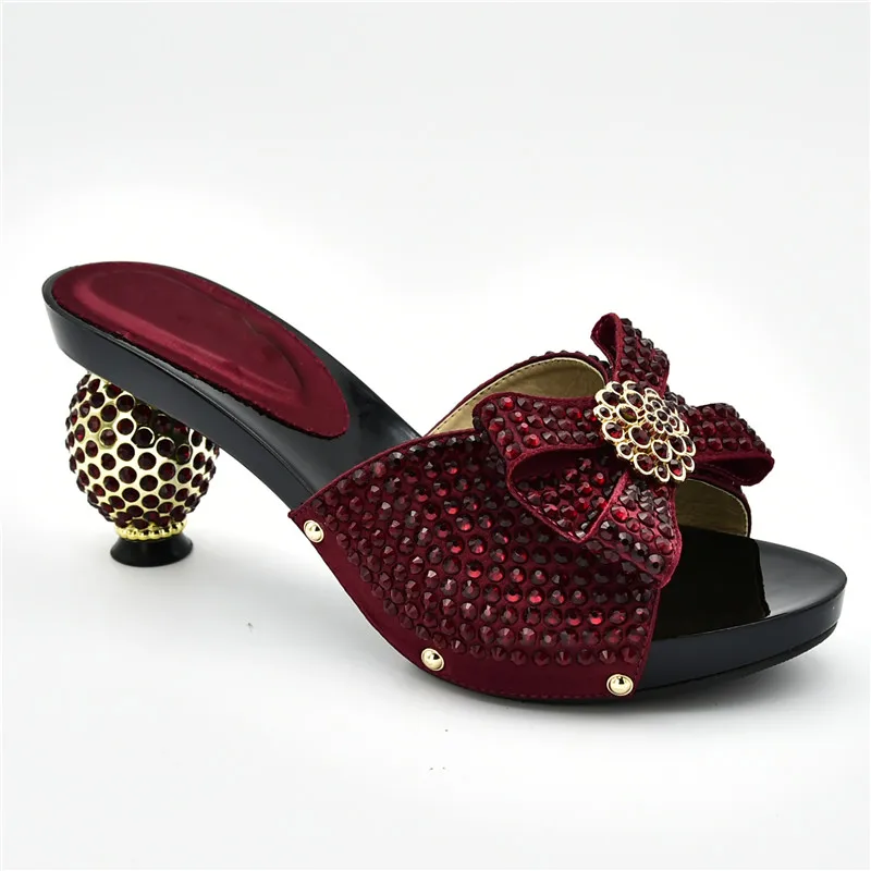 Женская обувь; дизайнерская Роскошная обувь на высоком каблуке; женская летняя обувь года; итальянская женская свадебная обувь со стразами; большие размеры - Цвет: Бордовый