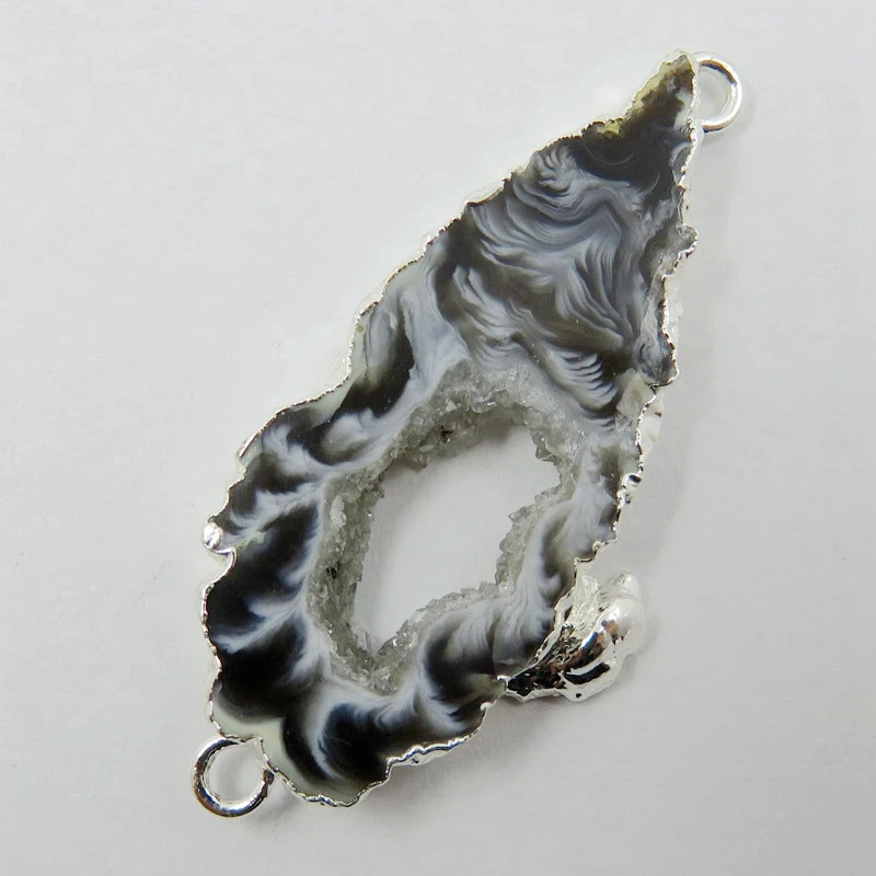 

HanKun Brazilian Agates Druzy Slice Connector - Electroplated Silver Color Edged Agates Geode Slice Drusy Druzy Pendant