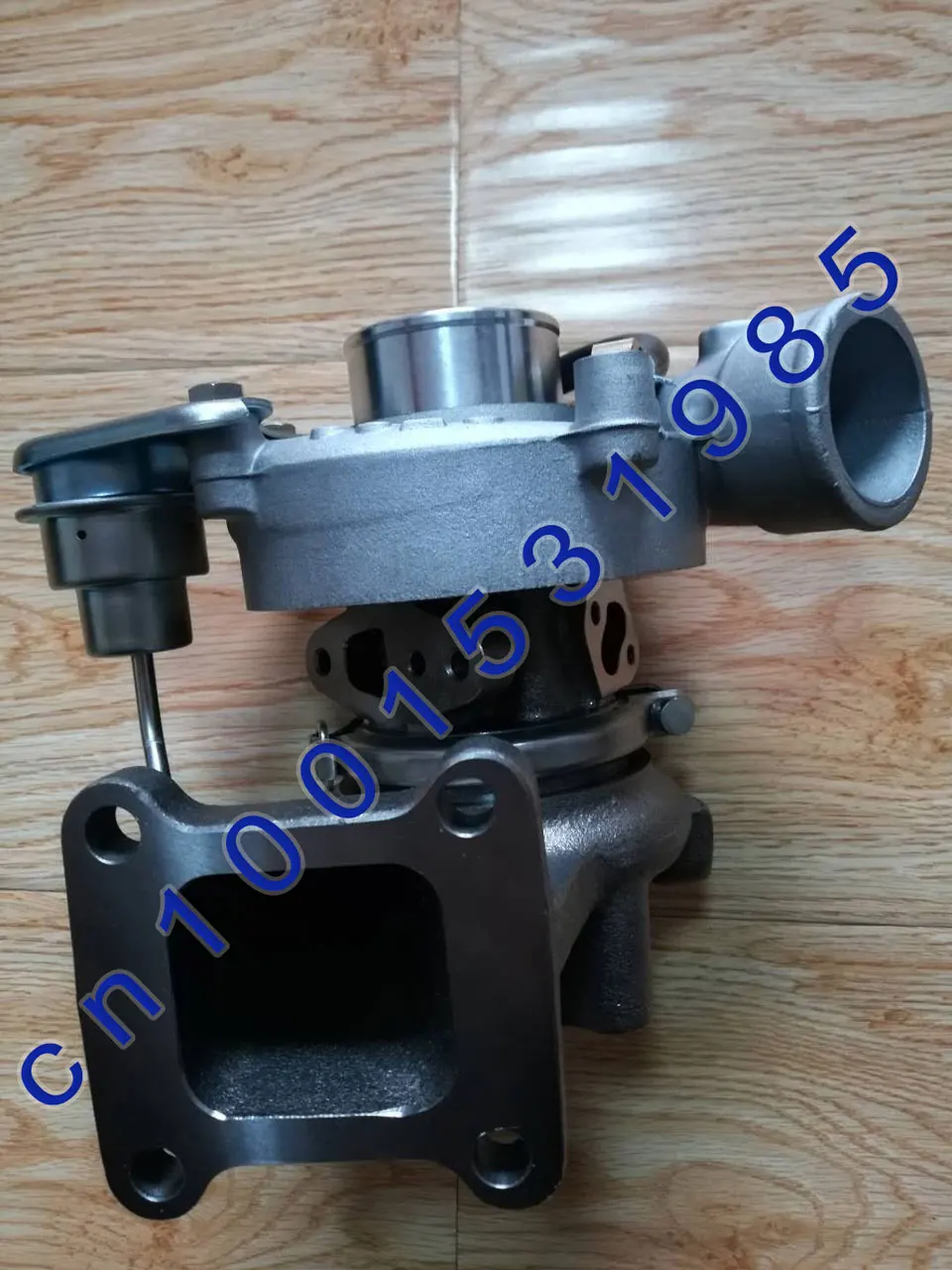 

TURBO CT20 17201-54060 FOR 1995-1998 T OYOTA HILUX/HIACE/LAND CRUISER 2.4L D 2LT ENGINE