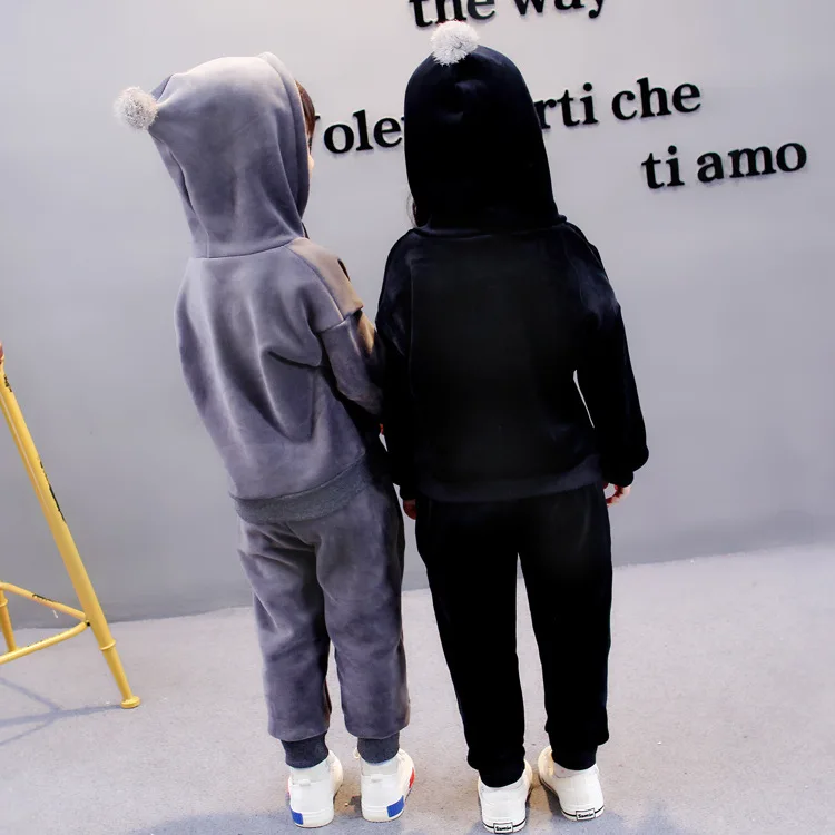 5166039009_1840241100