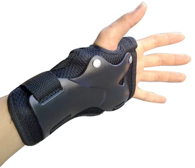 

New Roller Safety Gear Glove Skateboard Gloves hand protector Brake gloves