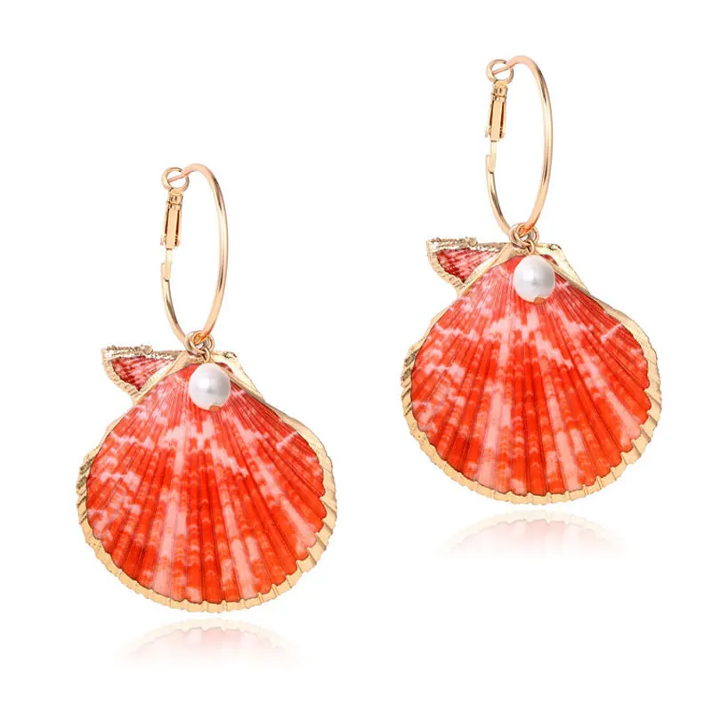 

New Fashion Creative Natural Fan Shaped Shell Pearl Earrings Women's Boho Handmade Scallop Hoop Earrings Jewelry gifts for girls