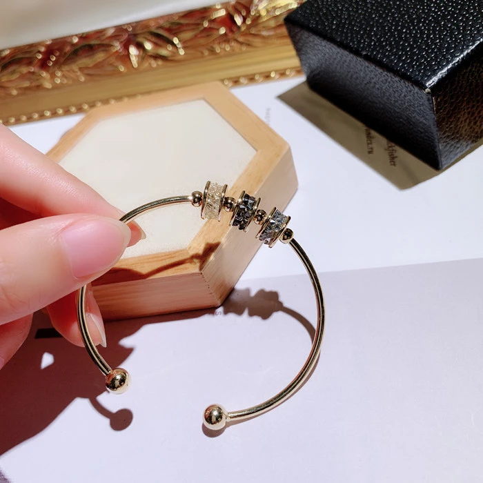HFYK Модный золотой круглый браслет с кристаллами для женщин роскошный браслет Открытые подарочные браслеты и ювелирные изделия pulseira jonc браслет femme