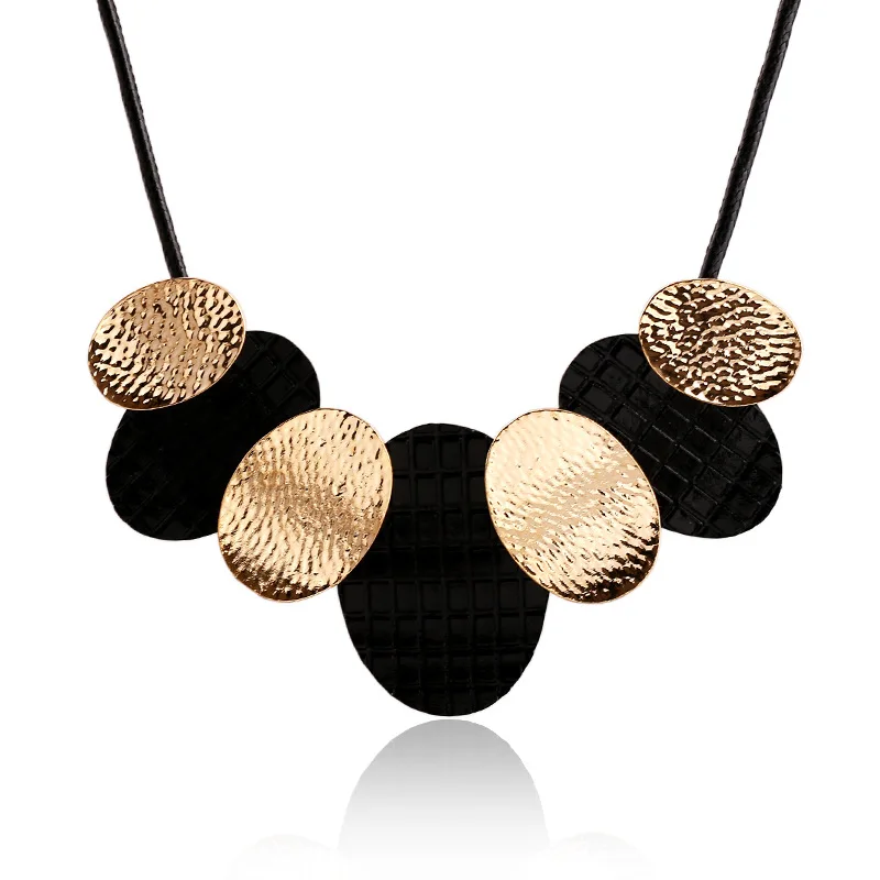 

LZHLQ Rope Chain Oval Metal Plate Statement Necklace Women Necklaces & Pendants Jewelry Collar For Gift Party