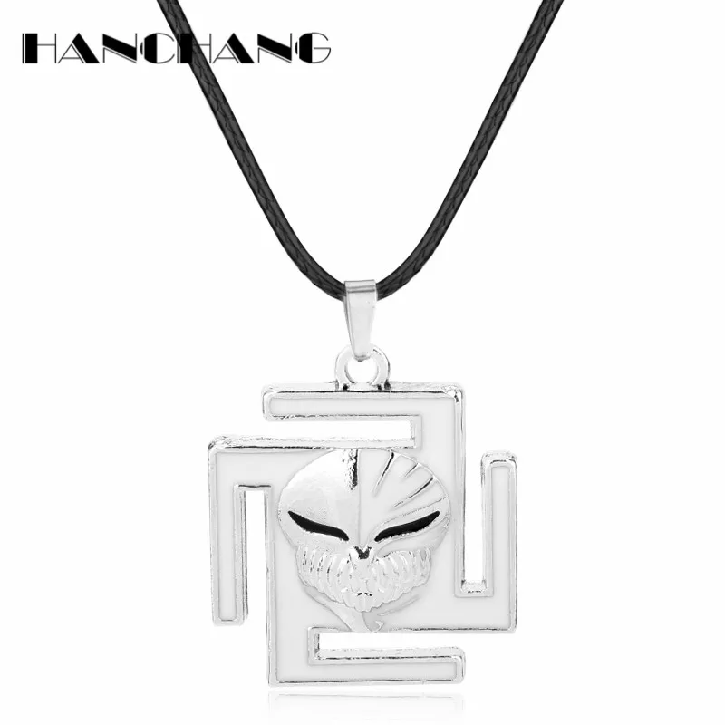 Anime Bleach Ichigo Half Face Hollow Mask Necklace Cosplay Pendant Gift
