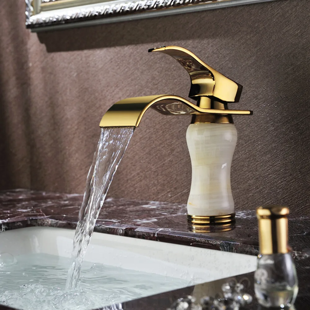 Homedec الحمام سطح جبل صنبور الشلال الذهبي الغرور المصارف خلاط صنبور الباردة والساخنة مياه الحنفية