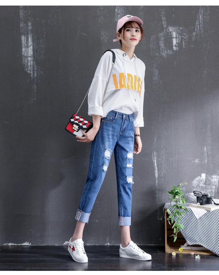 Large Size Boyfriend Jeans for women Fat Ripped Cuffs mom Jeans Femme Plus Size Loose Straight Denim Nine Pants 4Xl 5Xl