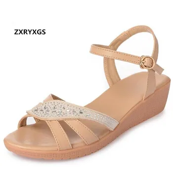 

Hot 2020 New Elegant Comfort Soft Rhinestone Genuine Leather Sandals Summer Women's Sandals Fashion Shoes Flat Wedges Large Size