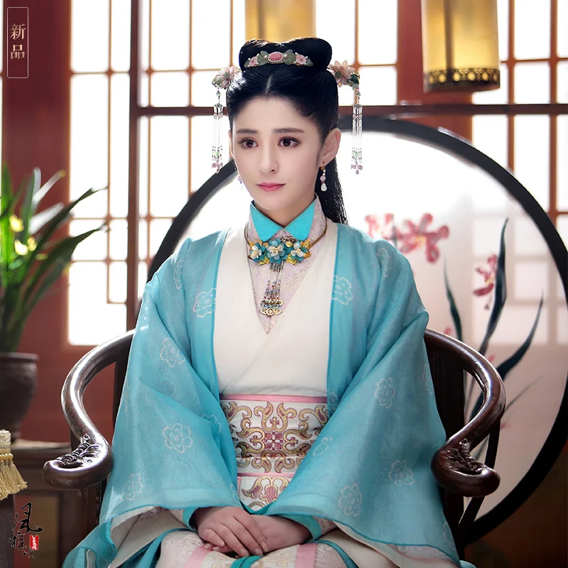 

Li Xin'Ai 2 Designs Rich Maid Costume Hanfu Ming Song Dynasty Female Costume for TV Play Flowers Fly All Over the Sky