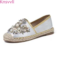 Knsvvli/туфли в рыбацком стиле, украшенные кристаллами, цветком и листьями; женские Серебристые туфли на плоской подошве с жемчугом; женская обувь без застежки с круглым носком; Цвет Черный