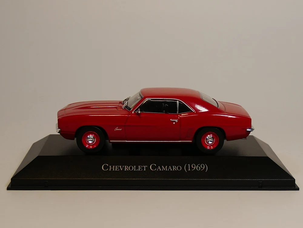 Ixo 1:43 Chevrolet Camaro 1969 литая модель автомобиля