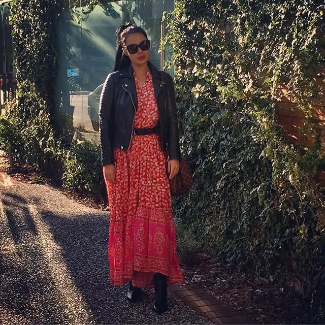 31938431_357111704810733_9048962631964033024_n