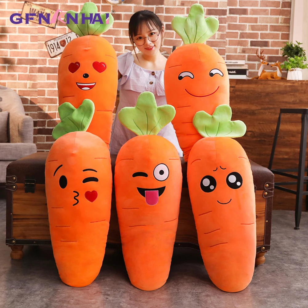 1pc 45/70/90cm dessin animé sourire carotte peluche jouet mignon Simulation légume carotte oreiller poupées peluches pour enfants cadeau