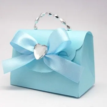 

20 pcs Wedding Candy Box Chocolate Box Hand Chain Rhinestones Gift Box Birthday Party Favor Boxes Portable Handheld Candy Bags