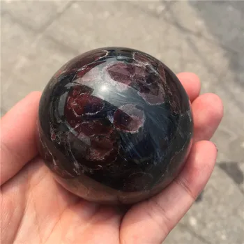 

Natural Garnet Crystal Sphere Ball Natural Stones Healing Crystal Stone Home Decoration Gift
