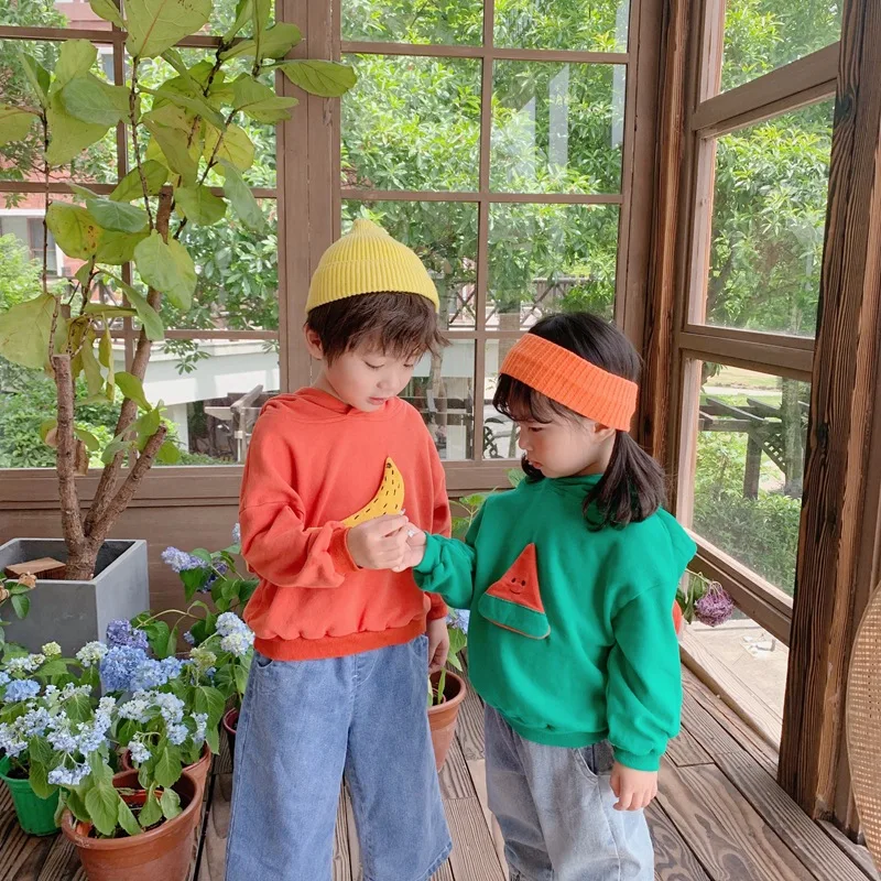 

boy and girl bright color three-dimensional fruit hat clothing 2019 autumn children's clothing wholesale
