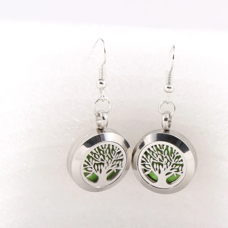 

Round silver tree of life perfume locket earrings 20mm family tree stainless steel diffuser locket earrings fit aromatherapy pad