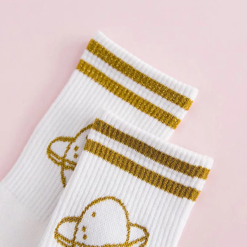 Autumn-Winter-Funny-Socks-Women-Cotton-Cartoon-Cute-Socks-Long-Letter-Harajuku-Woman-Socks-Ladies-Thick(2)