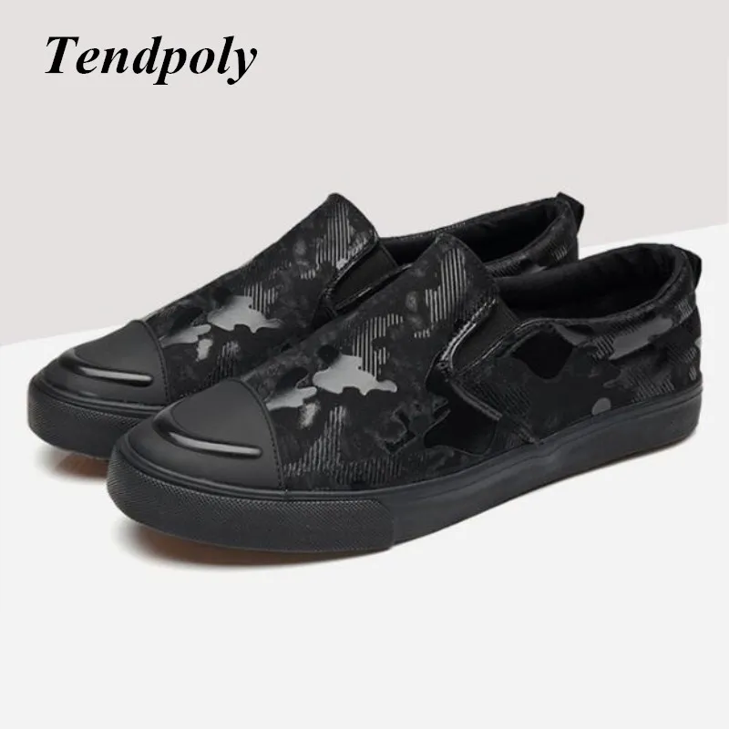 

2018 new fashion trend printed canvas shoes spring summer Korean version of the flat feet wild cloth selling casual men's shoes
