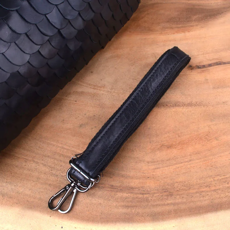 AETOO Retro fashion winter big bag portable fish scales sheepskin handbags fashion Europe shopping fashion handbags